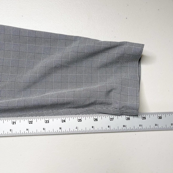 Athleta‎ Skyline Plaid Paperbag Pants Size 2 Gray High Rise Tapered Belted Waist - Picture 10 of 11